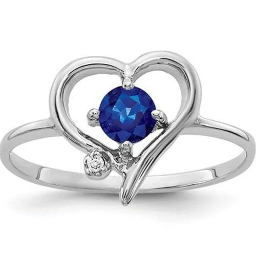 14KT WHITE GOLD 0.35 CT SAPPHIRE & DIAMOND HEART RING