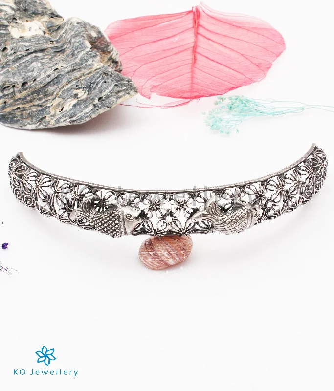 The Dhivara Silver Fish Choker Necklace