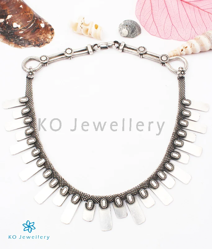 The Divit Silver Tribal Necklace