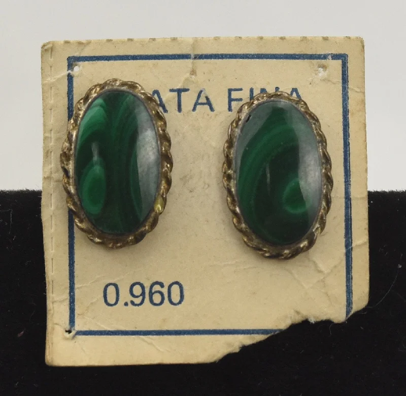 960 Silver Oval Malachite Stud Earrings