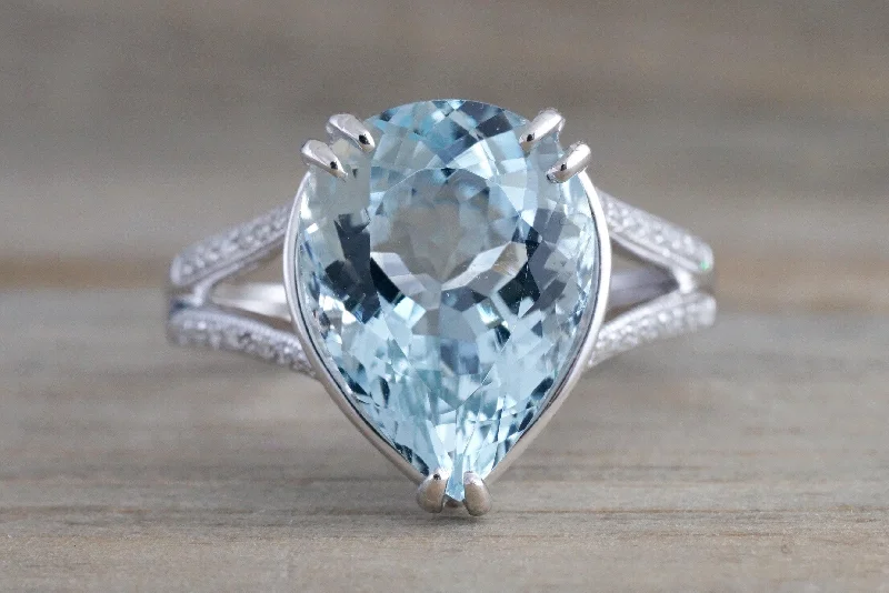 14k White Gold Pear Aquamarine with Diamond Split Shank Ring Engagement Wedding Ring Promise