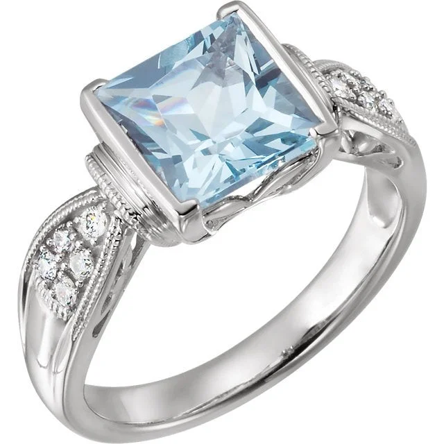 14KT WHITE GOLD 2.00 CT AQUAMARINE & 0.13 CTW DIAMOND MILGRAIN RING