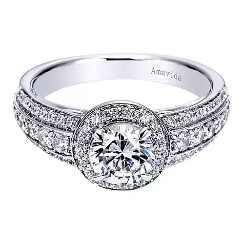 18K White Gold Round Halo Diamond Engagement Ring